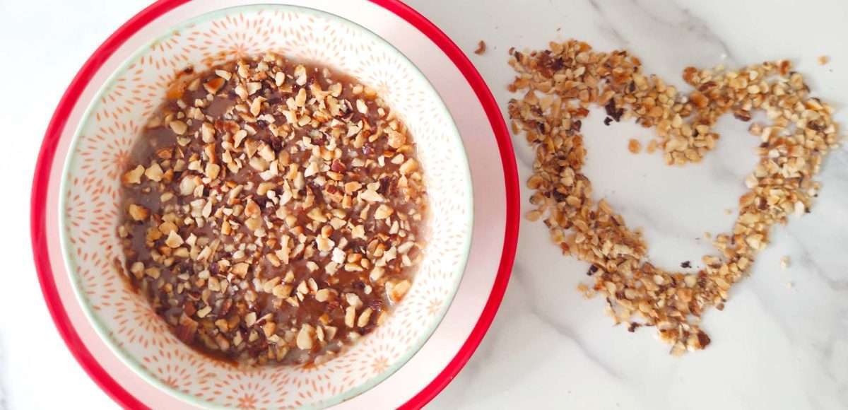 Budino vegano alle pere e nocciole