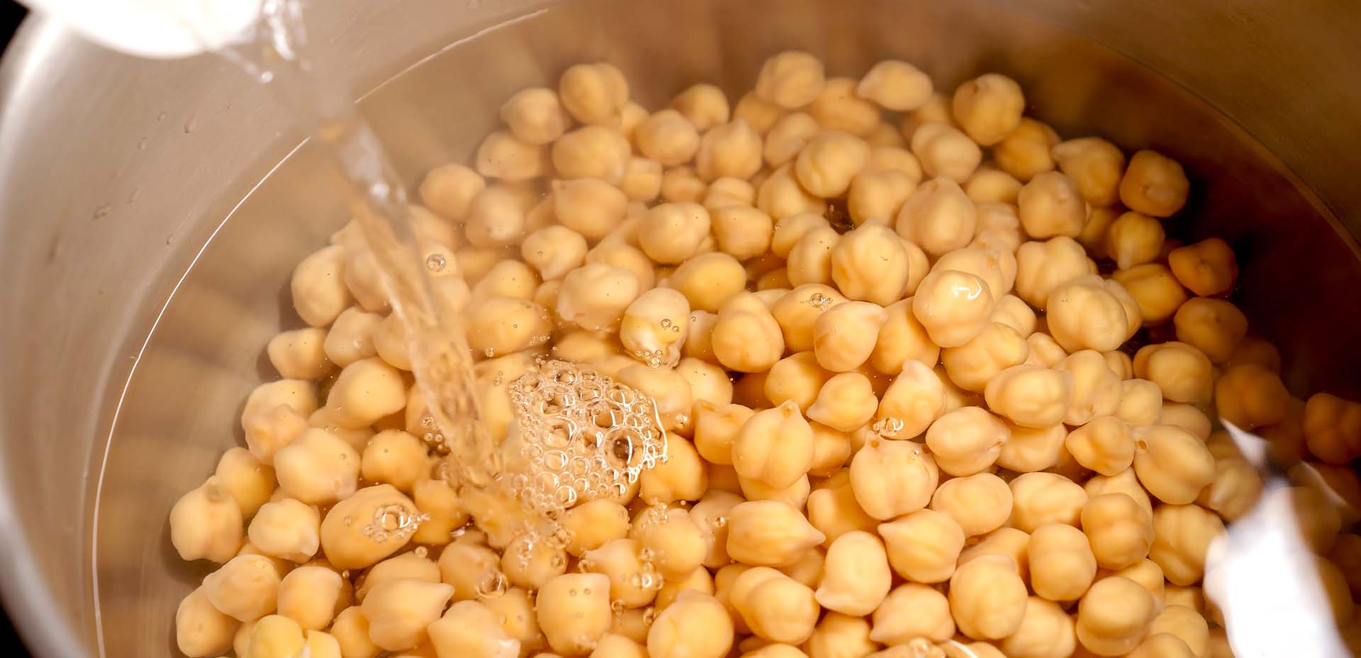 cereali legumi sciacquati, ceci cereali legumi sciacquati, ceci