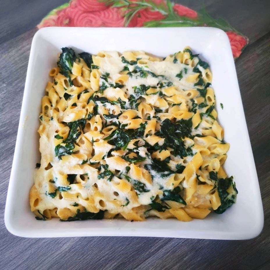 Pasta al forno vegana e senza glutine, con besciamella di anacardi Pasta al forno vegana e senza glutine, con besciamella di anacardi